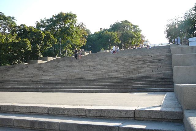 Zdjęcia: Potiomkinowskie schody w górę, Odessa, schody, UKRAINA Zdjęcia: Potiomkinowskie schody w górę, Odessa, schody, UKRAINA