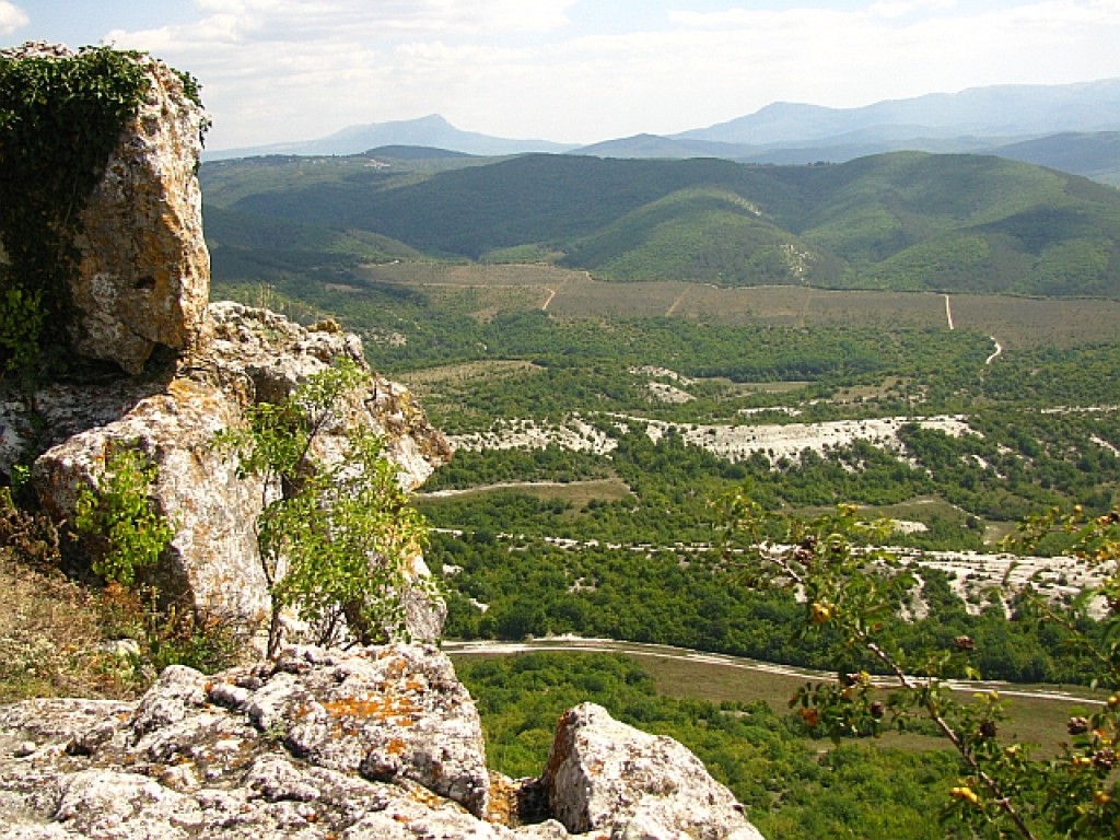 Zdjęcia: twierdza Tepe Kermen, Krym, widok ze szczytu, UKRAINA Zdjęcia: twierdza Tepe Kermen, Krym, widok ze szczytu, UKRAINA