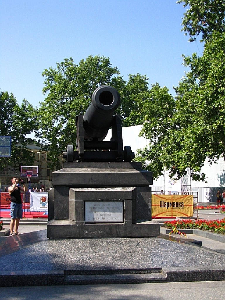 Zdjęcia: Odessa, Obwód Odeski, armata z fregaty "Tiger", UKRAINA Zdjęcia: Odessa, Obwód Odeski, armata z fregaty "Tiger", UKRAINA