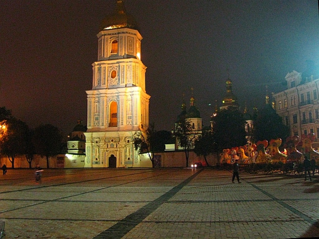 Zdjęcia: Kijów, Obwód Kijowski, plac Sofijski, UKRAINA Zdjęcia: Kijów, Obwód Kijowski, plac Sofijski, UKRAINA