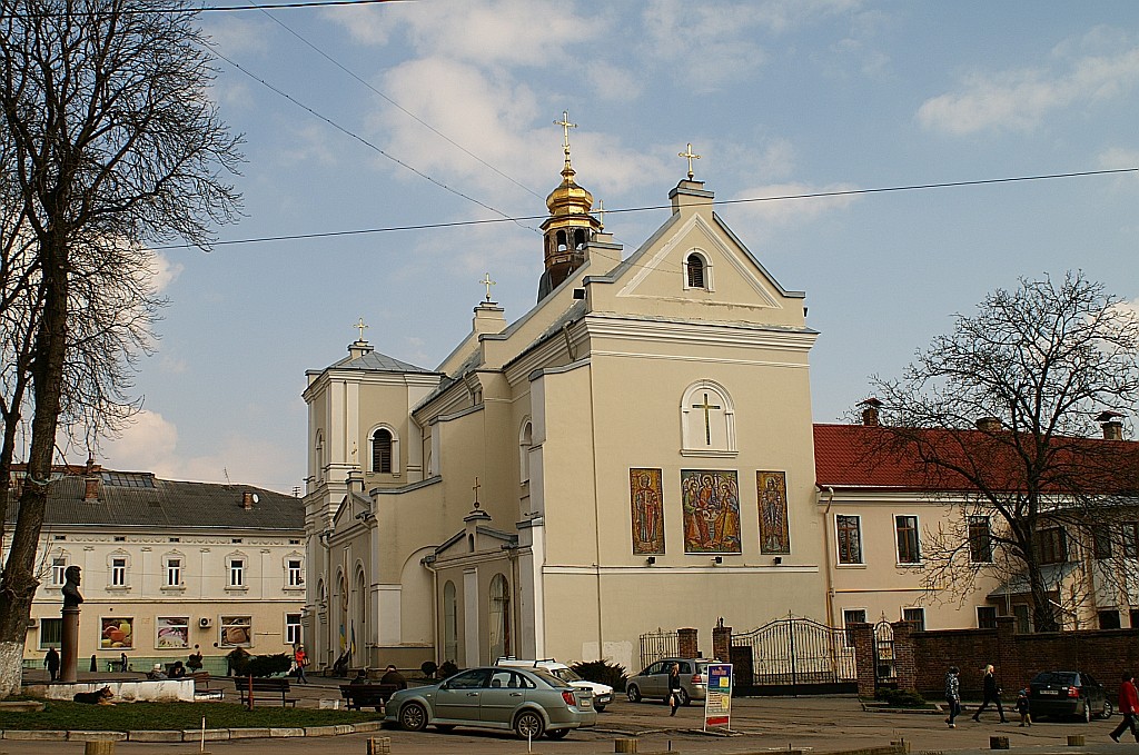 Zdjęcia: Drohobycz, Ukraina Zachodnia, kościół Karmelitów, UKRAINA Zdjęcia: Drohobycz, Ukraina Zachodnia, kościół Karmelitów, UKRAINA