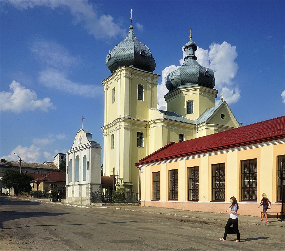 Zdjęcia: Zbaraż, Obwód Tarnopolski, Kościół Zmartwychwstania Pańskiego, UKRAINA Zdjęcia: Zbaraż, Obwód Tarnopolski, Kościół Zmartwychwstania Pańskiego, UKRAINA
