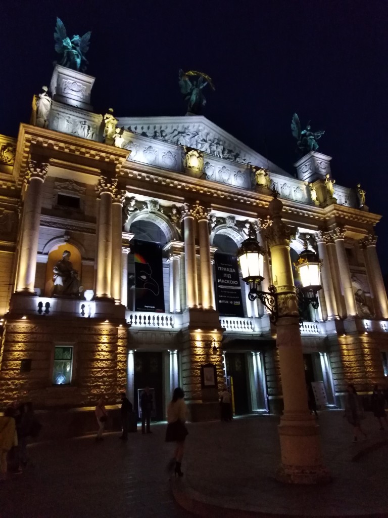 Zdjęcia: Lwów, Galicja, Opera lwowska nocą.., UKRAINA Zdjęcia: Lwów, Galicja, Opera lwowska nocą.., UKRAINA