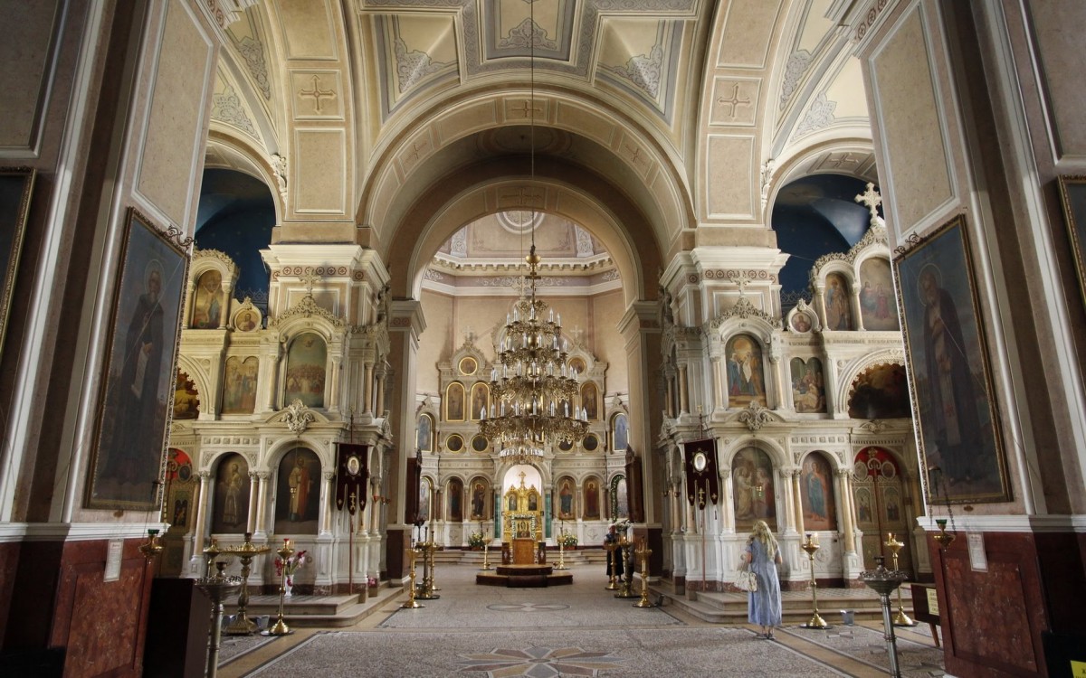 Zdjęcia: Sumy, Obwód sumski, Wnętrze Soboru Przemienienia Pańskiego w Sumach, UKRAINA Zdjęcia: Sumy, Obwód sumski, Wnętrze Soboru Przemienienia Pańskiego w Sumach, UKRAINA