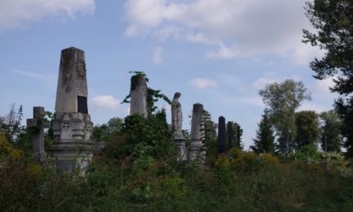 UKRAINA / Bukowina / Czerniowce / Czerniowiecki cmentarz 
