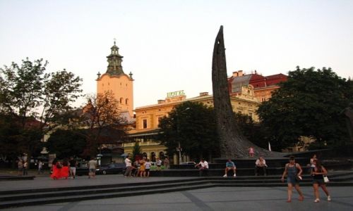 Zdjecie UKRAINA / Ukraina Zachodnia / Lww / pomnik T. Szewczenki
