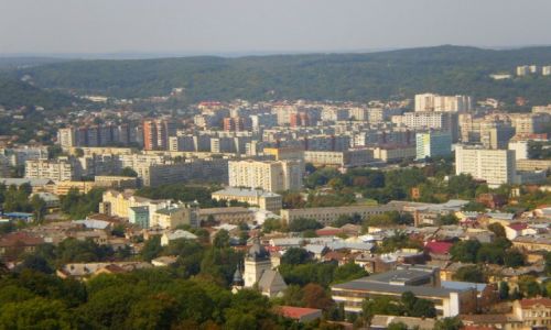 Zdjcie UKRAINA / lwowskie / Lww / miasto z Wysokiego Zamku