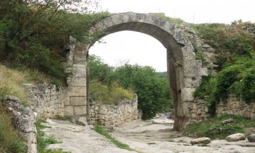 Zdjęcie UKRAINA / Krym / Czufut Kale / skalne miasto