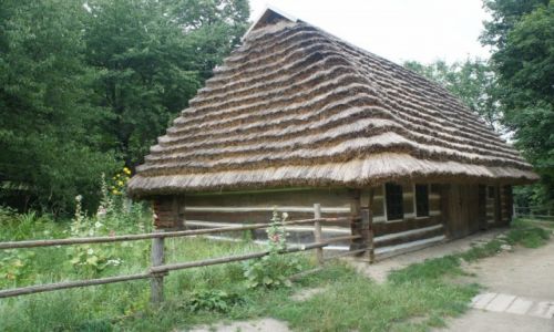 Zdjęcie UKRAINA / Zachodnia Ukraina / Muzeum Architektury Ludowej i Życia Wiejskiego we Lwowie / Chałupa z Podola 2