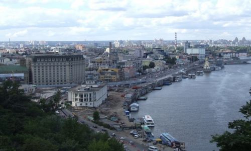 Zdjecie UKRAINA / - / Kijw / Kijw - widok na port