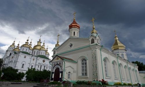 Zdjcie UKRAINA / Wschodnia Ukr. / Potawa / Cerkiew Trjcy Przenajwitrzej