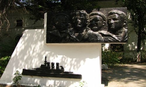 Zdjecie UKRAINA / Krym / Teodozja / pomnik marynarzy Potiomkina