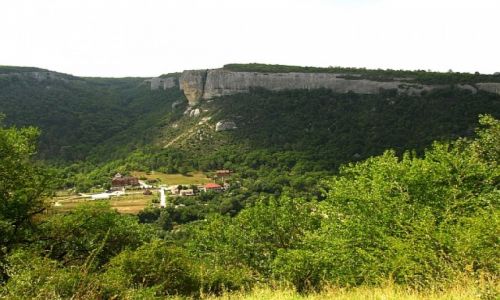 UKRAINA / Krym / okolice Bakczysaraju / trekking do Kaczi-Kalon