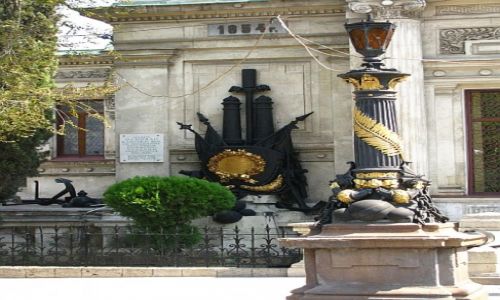 UKRAINA / Krym / Sewastopol / budynek Muzeum Floty Czarnomorskiej