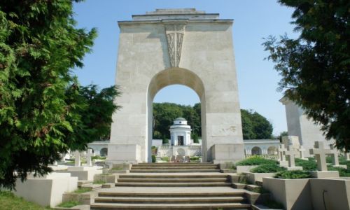 Zdjęcie UKRAINA / Lwów / Cmentarz Łyczakowski / Cmentarz Orląt Lwowskich