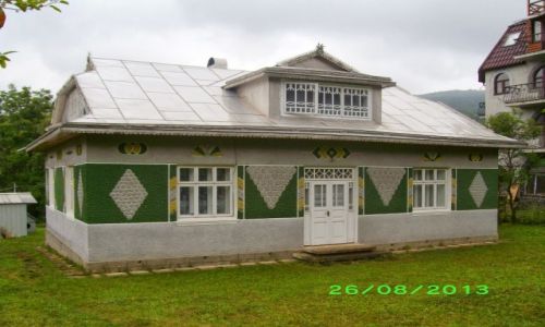 Zdjcie UKRAINA / - / Kolomyja / Chatka...