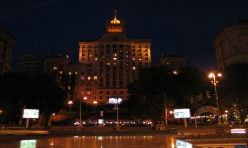 Zdjęcie UKRAINA / brak / KIEV / MIASTO NOCĄ