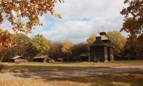 Zdjcie UKRAINA / Kijw / Muzeum narodowej architektury, Pirogowo / Droga