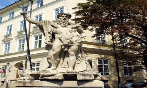 Zdjęcie UKRAINA / Lwów / Rynek / Neptun