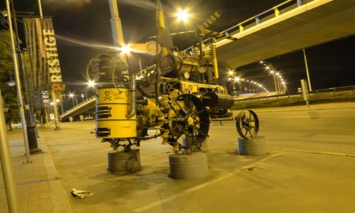 Zdjecie UKRAINA / Kijw / Kijw / Samogon connecting peoples