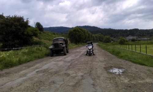 Zdjęcie UKRAINA / obwód Lwowski / okoliceTurka / ukraińskie drogi...