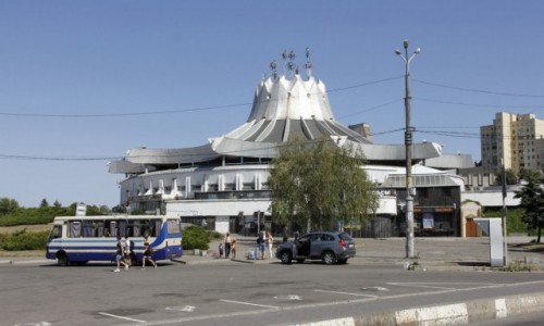 Zdjęcie UKRAINA / Obwód dniepropietrowski / Dniepr / Dniepr - budynek cyrku