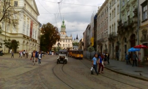 UKRAINA / - / Lww / Lwowska ulica