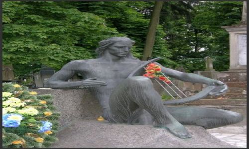 Zdjecie UKRAINA / K r e s y / Lwów - Cmentarz Łyczakowski / Belle Apollo