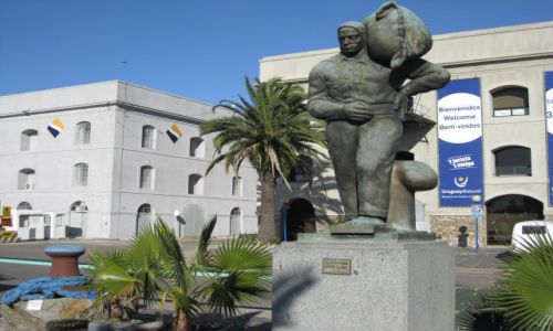 Zdjęcie URUGWAJ / -Urugwaj / Montewideo / Pomnik tragarza