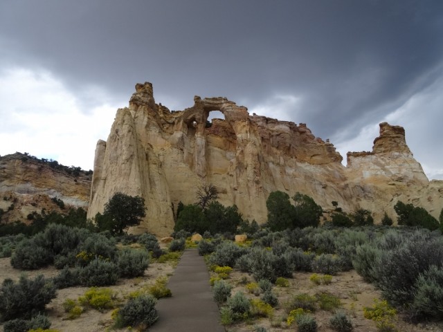 Zdj cia: UTAH, Cottonwood Canyon Road - Grosvenor Arch, USA
