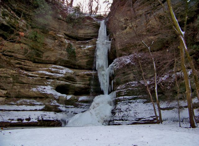 Zdjęcia: Utica, Illinois, lodospad w Starved Rock, USA Zdjęcia: Utica, Illinois, lodospad w Starved Rock, USA