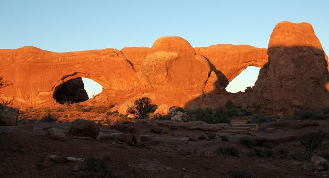 Zdjęcia: Arches National Park / Windows section, Utah, "Skalne okna" o zachodzie..., USA Zdjęcia: Arches National Park / Windows section, Utah, "Skalne okna" o zachodzie..., USA