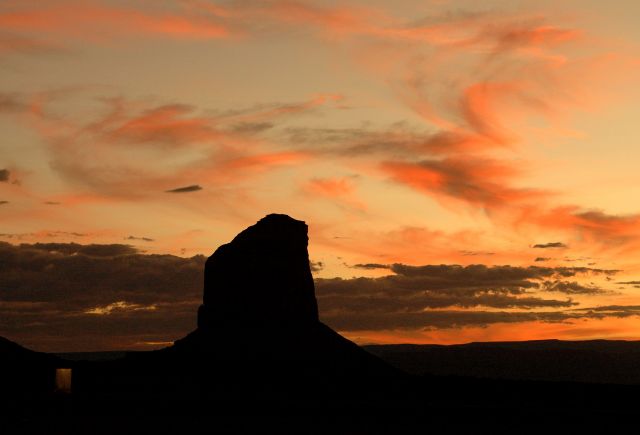 Zdjęcia: Monument Valley, Arizona, cudowna kraina Navajo - już wieczór, USA Zdjęcia: Monument Valley, Arizona, cudowna kraina Navajo - już wieczór, USA