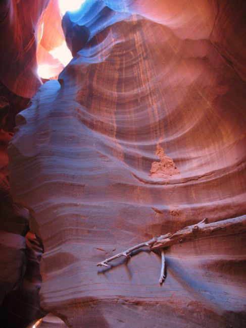 Zdjęcia: Navajo Tribal Park - niedaleko Page, Arizona, Antelope Canyon - światłem malowane 1, USA Zdjęcia: Navajo Tribal Park - niedaleko Page, Arizona, Antelope Canyon - światłem malowane 1, USA