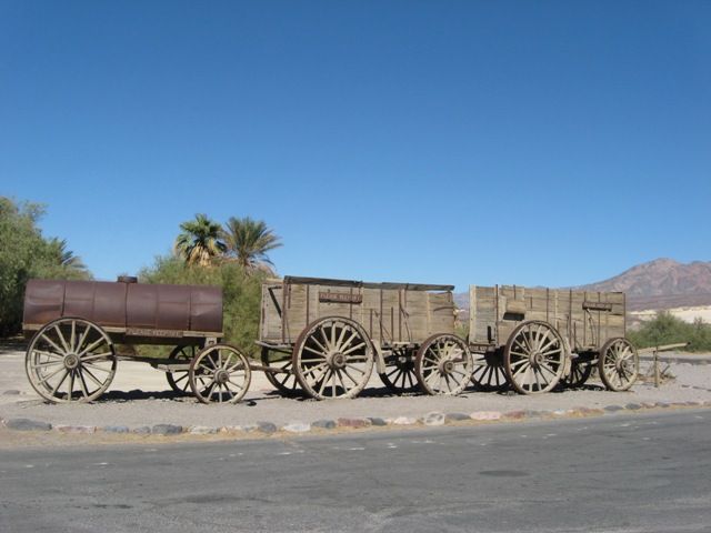 Zdjęcia: Dolina Śmierci, Kalifornia, transport urobku minerału z Pustyni Śmierci, USA Zdjęcia: Dolina Śmierci, Kalifornia, transport urobku minerału z Pustyni Śmierci, USA