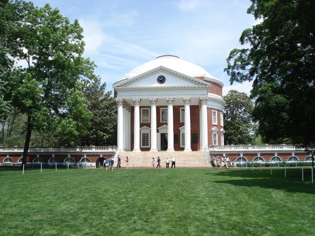 Zdjęcia: Charlottesville University, Wirginia, Panteon w Charlottesville, USA Zdjęcia: Charlottesville University, Wirginia, Panteon w Charlottesville, USA