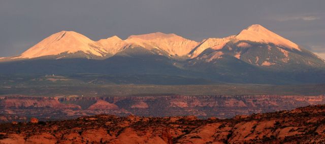 Zdjęcia: Moab, Arches National Park, Utah, La Sal Mountains, USA Zdjęcia: Moab, Arches National Park, Utah, La Sal Mountains, USA