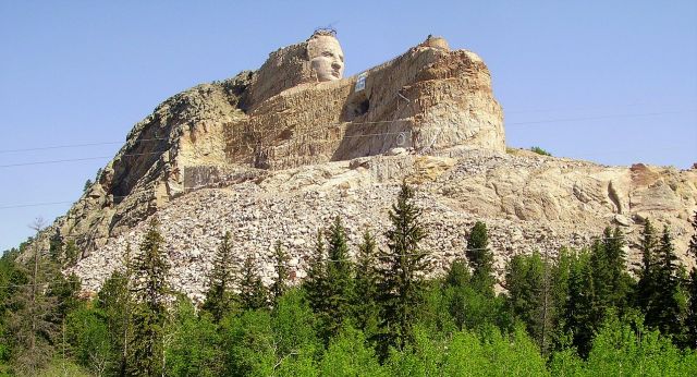 Zdjęcia: okolice pomnika, Północna Dakota, niedokończony pomnik wodza Crazy Horse, USA Zdjęcia: okolice pomnika, Północna Dakota, niedokończony pomnik wodza Crazy Horse, USA