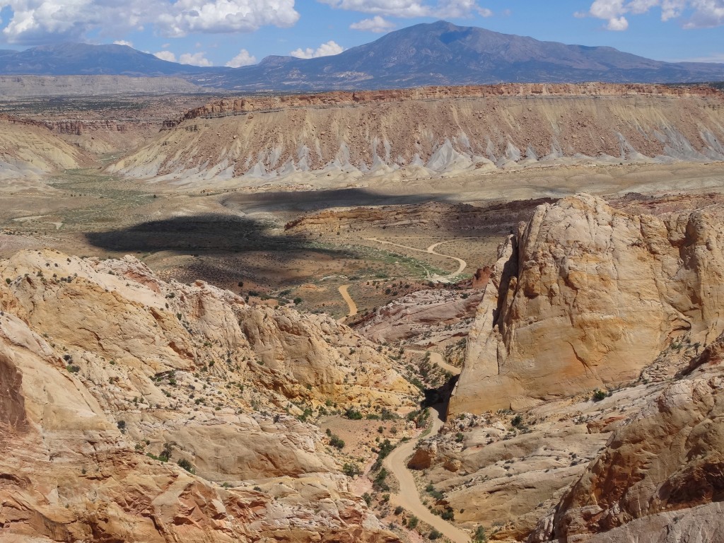 Zdjęcia: Utah, Zapraszam na BURR TRAIL ROAD- zakosami na Waterpocket Fold, USA Zdjęcia: Utah, Zapraszam na BURR TRAIL ROAD- zakosami na Waterpocket Fold, USA