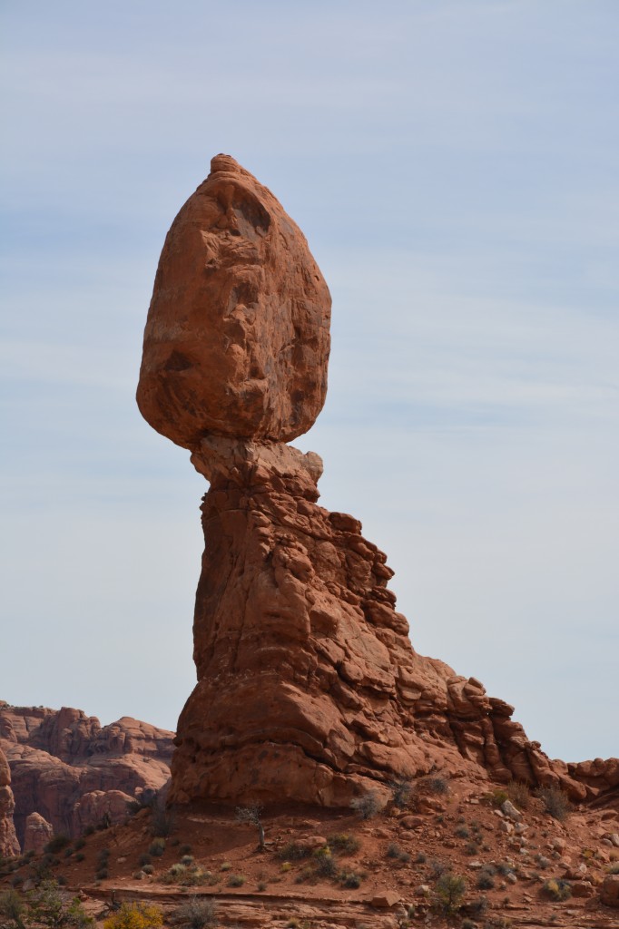Zdjęcia: Arches National Park, Utah, Balanced Rock – ostaniec, USA Zdjęcia: Arches National Park, Utah, Balanced Rock – ostaniec, USA