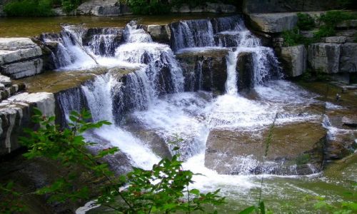 Zdjcie USA / stan Nowy York / Finger Lakes / W Taughannock Falls State Park