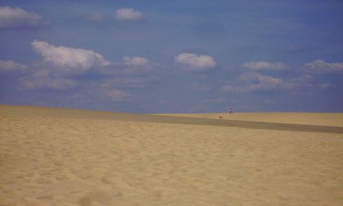 Zdjcie USA / North Carolina / Outer Banks - Kill Devils Hill / nie ma, nie ma wody na pustyni - a wszdzie tylko piach....