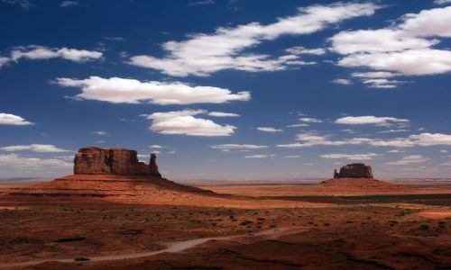 Zdjcie USA / Arizona / Monument Valley / Czajniki