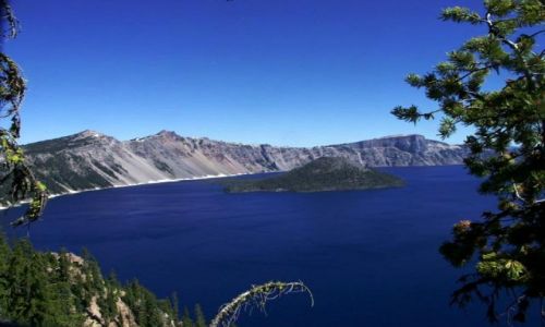 Zdjecie USA / crater lake np / poludniowy brzeg jeziora / wizard island