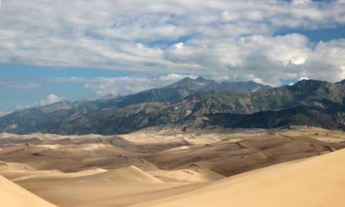 Zdjecie USA / - / Kolorado / Geat Sand Dunes / plaza w gorach :)