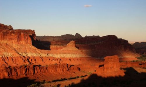 Zdjcie USA / - / Utah / Capitol Reef NP / Co tez to slonce wyprawia o zachodzie :)