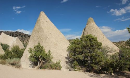 Zdjecie USA / - / Nowy Meksyk / Kasha-Katuwe Tent Rock / Namiotowe gorki