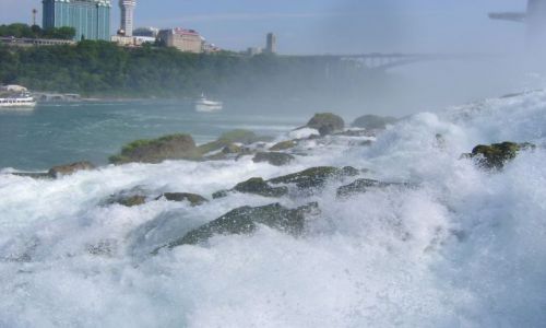 Zdjęcie USA / Stan Nowy York / Niagra falls / Żywioł