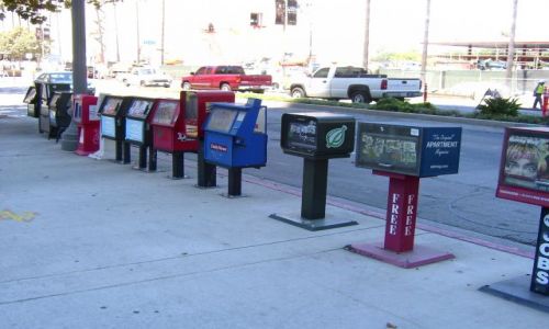 Zdjecie USA / Kalifornia / Los Angeles / Kup gazet