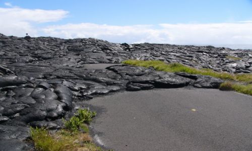 Zdjęcie USA / Hawaje / NP Volcanoes / Nadmiar asfaltu?